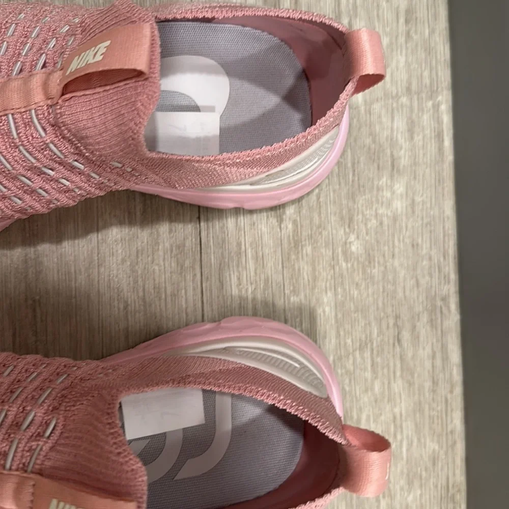 Nike women active sport shoes, size 9, pink color